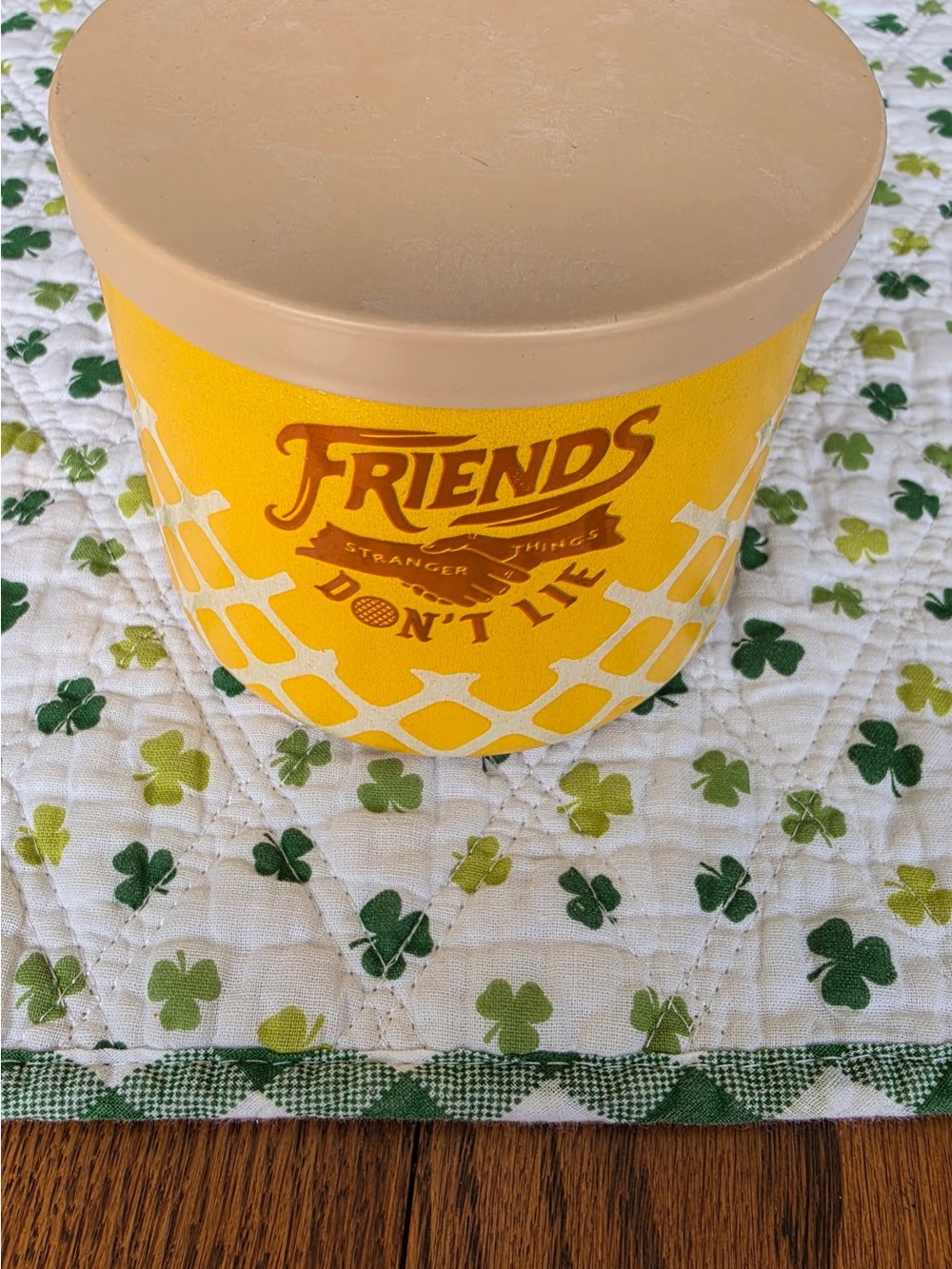 Bath & Body Works Stranger Things Eleven Waffles Scented Candle - Rare, LTD edit - Picture 3 of 5